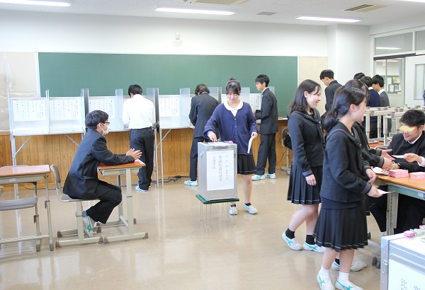 模擬選挙２ (15).JPG